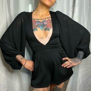 Selfie Leslie Black Romper with Balloon Sleeves